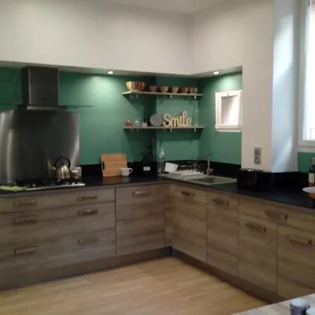 Maison *